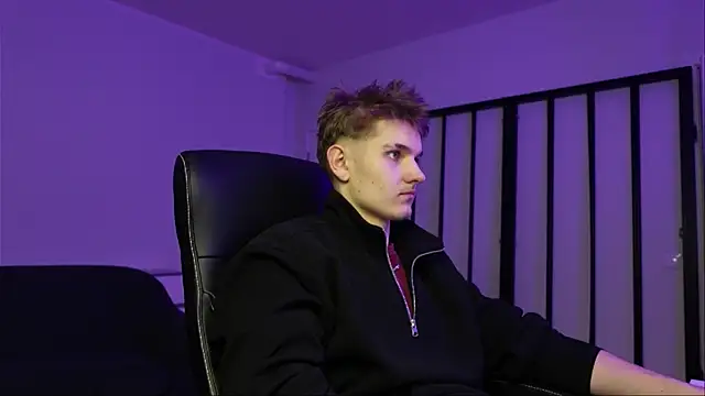 Mark Karson online show from December 2, 2025, 8:15 pm