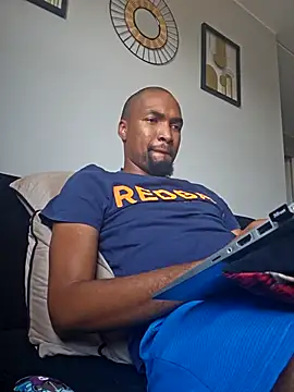 mojaymort online show from September 15, 2025, 1:00 pm