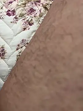 Snapshot of KAZANOVAA chatting on January 17, 2026, 3:06 pm KAZANOVAA online show from January 17, 2026, 3:06 pm