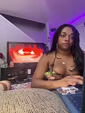 XKimmyGreen online show from April 14, 2026, 3:34 am