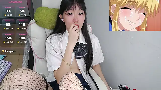 Angela-AMY online show from September 25, 2025, 3:43 am