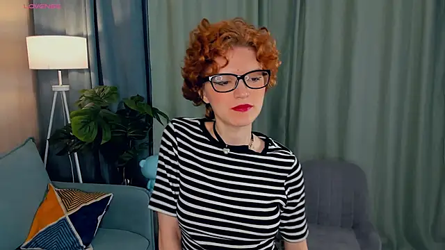 EdlinGathright online show from September 26, 2025, 3:43 am