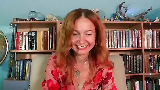 Foxilady357 online show from September 8, 2025, 2:16 pm