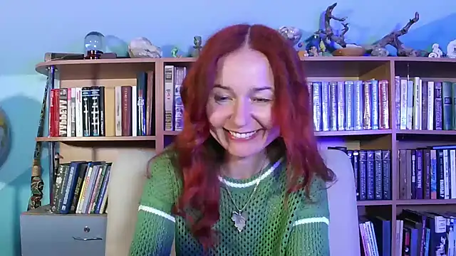 Foxilady357 online show from April 15, 2026, 1:29 pm