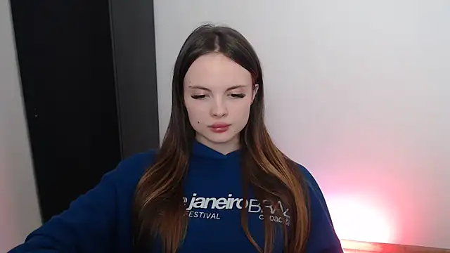 Ariella ari online show from September 12, 2025, 12:27 pm