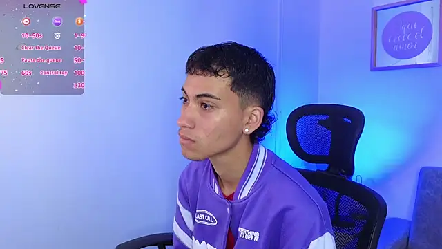 yulian vasquez online show from September 19, 2025, 12:17 pm