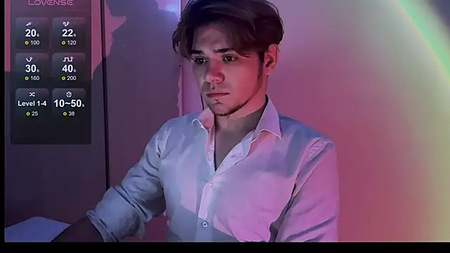 1RobertTT online show from October 7, 2025, 9:23 pm