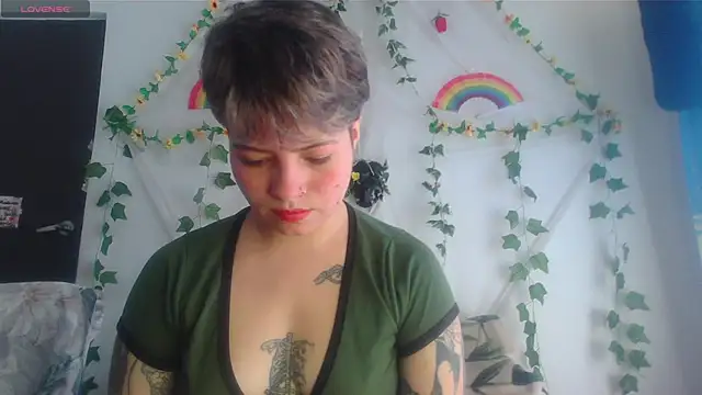 Snapshot of Mitsuha_gate chatting on January 8, 2026, 3:03 pm Mitsuha gate online show from January 8, 2026, 3:03 pm