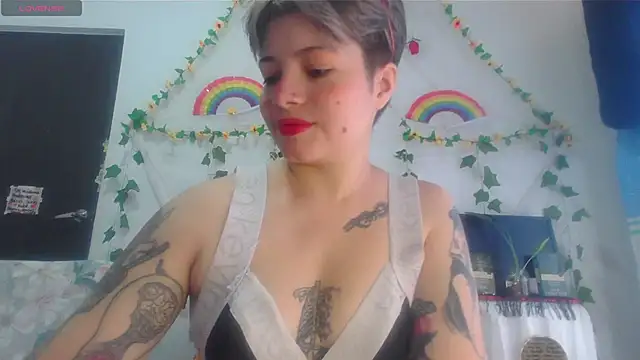 Snapshot of Mitsuha_gate chatting on January 15, 2026, 2:43 pm Mitsuha gate online show from January 15, 2026, 2:43 pm