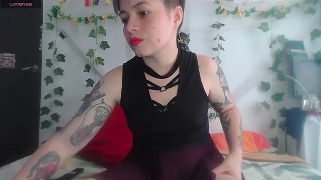 Snapshot of Mitsuha_gate chatting on February 13, 2026, 3:41 pm Mitsuha gate online show from February 13, 2026, 3:41 pm