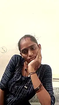 Snapshot of Guriya0076 chatting on September 10, 2025, 6:02 am Guriya0076 online show from September 10, 2025, 6:02 am