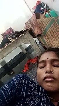 Snapshot of Guriya0076 chatting on September 17, 2025, 10:55 pm Guriya0076 online show from September 17, 2025, 10:55 pm