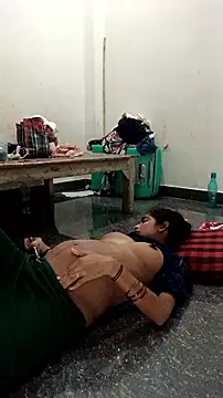 Snapshot of Guriya0076 chatting on September 18, 2025, 11:18 pm Guriya0076 online show from September 18, 2025, 11:18 pm