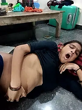 Snapshot of Guriya0076 chatting on September 24, 2025, 5:00 am Guriya0076 online show from September 24, 2025, 5:00 am