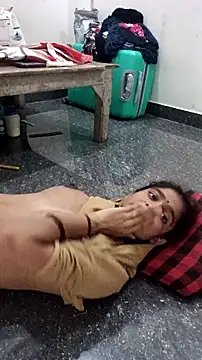 Snapshot of Guriya0076 chatting on September 25, 2025, 10:57 pm Guriya0076 online show from September 25, 2025, 10:57 pm