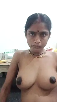 Snapshot of Guriya0076 chatting on October 1, 2025, 6:30 am Guriya0076 online show from October 1, 2025, 6:30 am