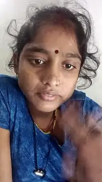 Snapshot of Guriya0076 chatting on October 5, 2025, 5:39 am Guriya0076 online show from October 5, 2025, 5:39 am