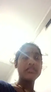 Snapshot of Guriya0076 chatting on October 10, 2025, 11:26 pm Guriya0076 online show from October 10, 2025, 11:26 pm