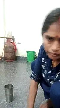 Snapshot of Guriya0076 chatting on November 3, 2025, 12:06 pm Guriya0076 online show from November 3, 2025, 12:06 pm