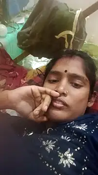 Snapshot of Guriya0076 chatting on November 10, 2025, 4:39 pm Guriya0076 online show from November 10, 2025, 4:39 pm