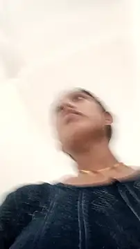 Snapshot of Guriya0076 chatting on November 14, 2025, 6:45 am Guriya0076 online show from November 14, 2025, 6:45 am