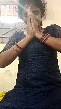 Guriya0076 online show from April 12, 2026, 12:37 am