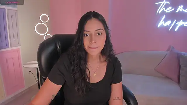 AmbarJames  online show from June 10, 2026, 7:13 pm