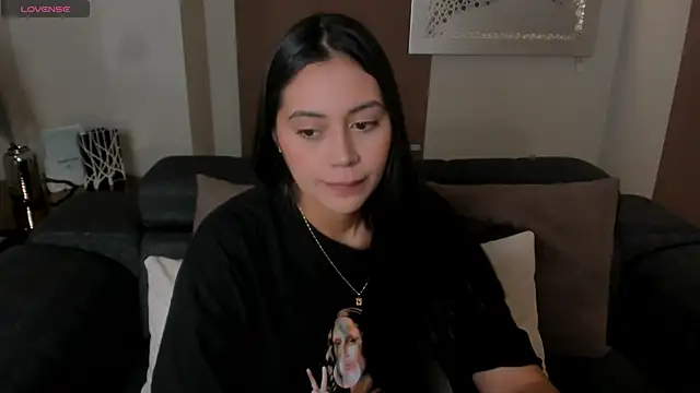 Snapshot of AmbarJames_ chatting on July 25, 2026, 11:30 am AmbarJames online show from July 25, 2026, 11:30 am