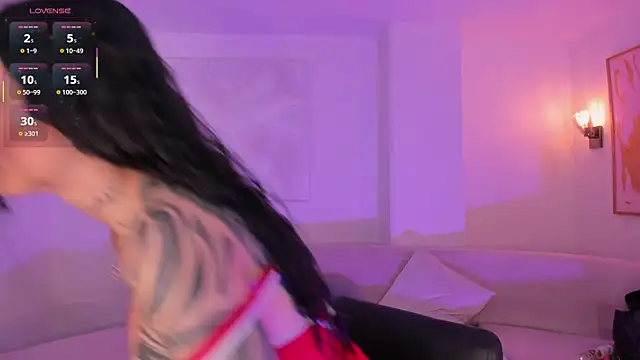 MilaLawrence online show from April 21, 2026, 11:49 am