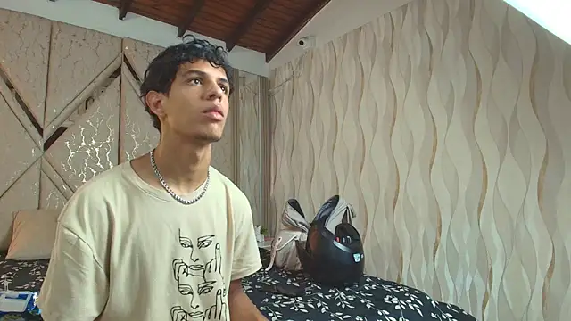 Hotcouple 222 online show from February 22, 2026, 7:23 pm