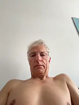 Snapshot of SexyLeon8 chatting on June 21, 2026, 6:38 am SexyLeon8 online show from June 21, 2026, 6:38 am