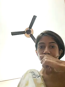 babe jasmine online show from November 10, 2025, 4:00 am