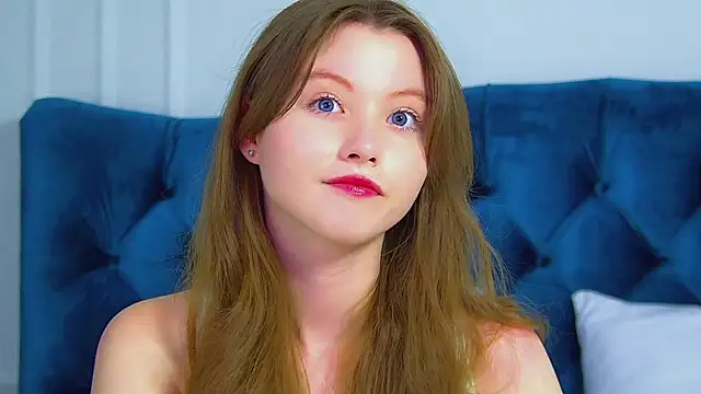 KeiraAsti online show from September 17, 2025, 8:21 pm