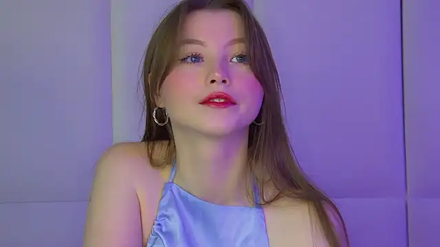 KeiraAsti online show from October 14, 2025, 7:14 pm