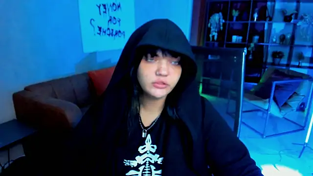 MaryHarrys online show from September 11, 2025, 8:20 pm