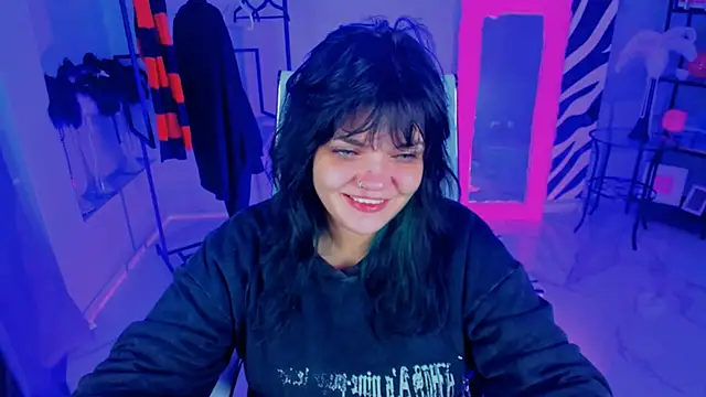 MaryHarrys online show from September 30, 2025, 8:36 pm