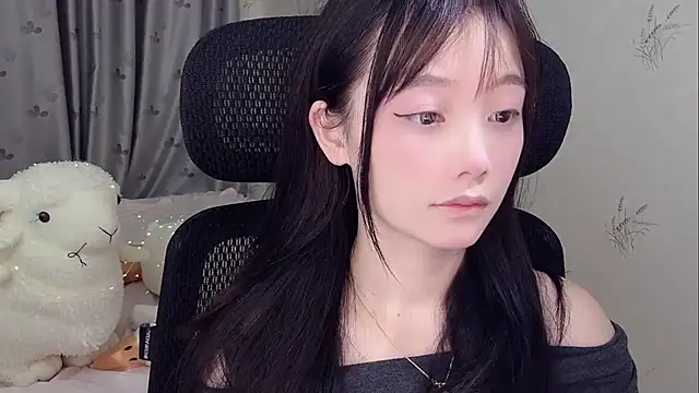 puppy-999 online show from June 7, 2026, 12:20 pm