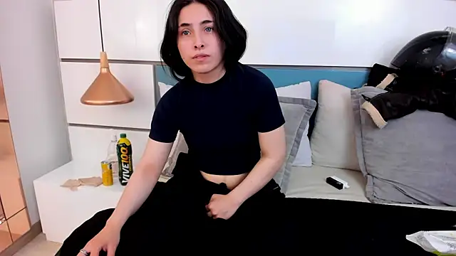 Ashkoreh online show from April 21, 2026, 4:34 pm