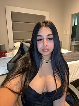 LilMisIndianx online show from November 6, 2025, 9:32 am