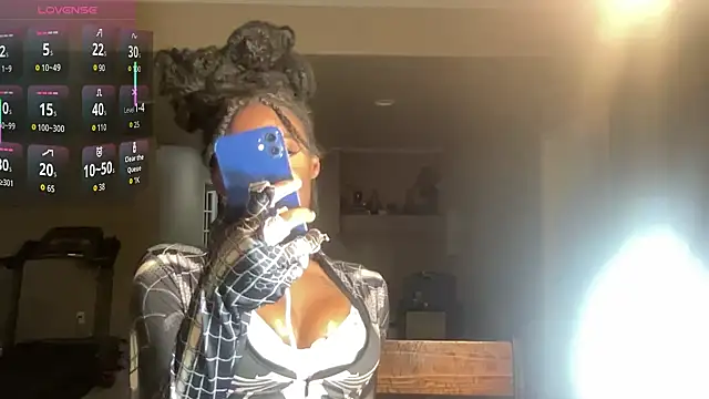 maskedgirl5005 online show from October 3, 2025, 8:17 pm