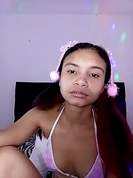 liz7skinny online show from April 21, 2026, 9:17 pm