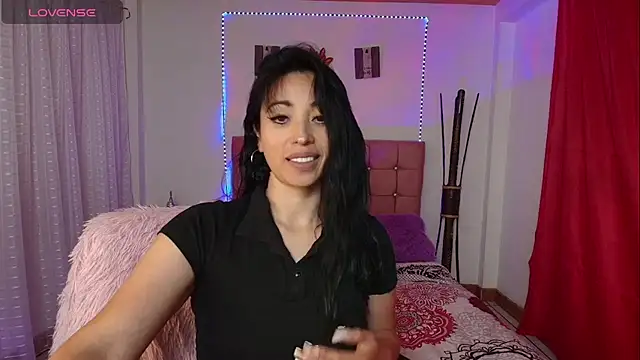 hannagomez 24 online show from November 22, 2025, 4:11 am