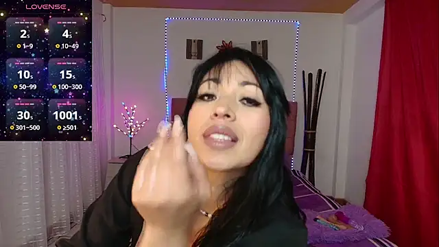 hannagomez 24 online show from December 5, 2025, 12:52 am