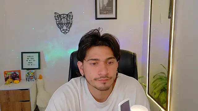 Elian savoy online show from December 13, 2025, 11:32 pm