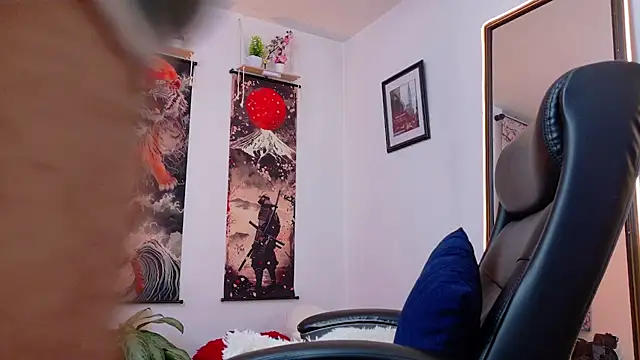 Snapshot of Elian_savoy chatting on July 29, 2026, 11:58 pm Elian savoy online show from July 29, 2026, 11:58 pm