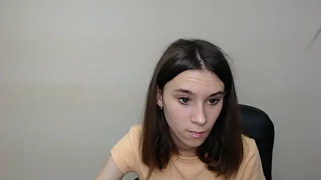 RosaRay  online show from September 12, 2025, 6:24 am