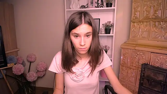 Snapshot of RosaRay_ chatting on July 15, 2026, 6:29 am RosaRay online show from July 15, 2026, 6:29 am