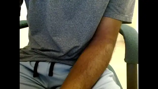 pranastro00 online show from November 17, 2025, 10:21 am