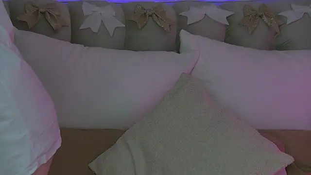 miamunn online show from November 30, 2025, 8:24 pm