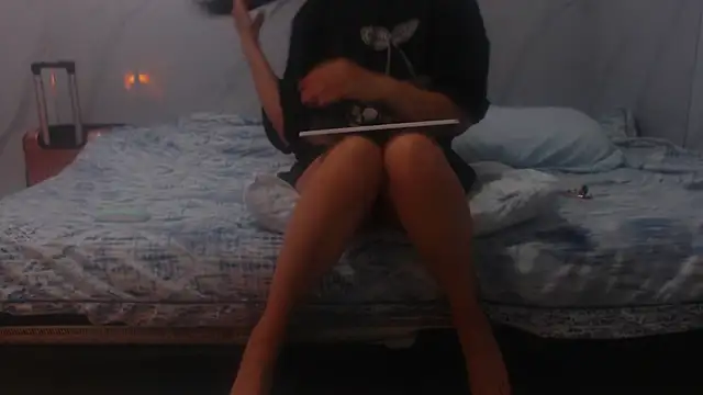 sabrina v  online show from November 23, 2025, 6:08 pm